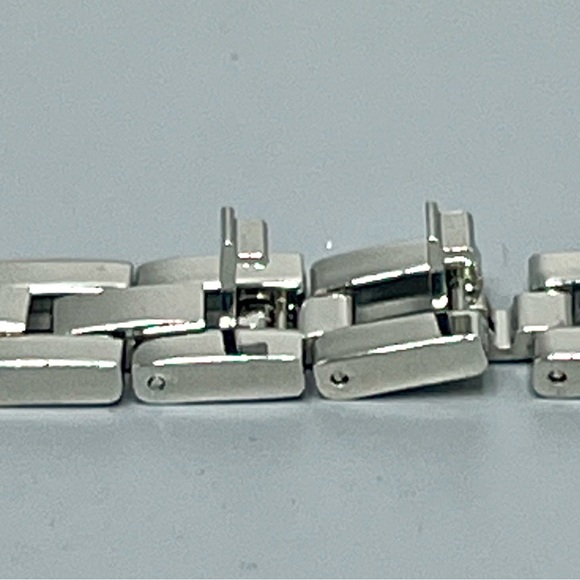 Women’s Adjustable Replacement Apple Watch Strap 38/40MM - Picture 5 of 9